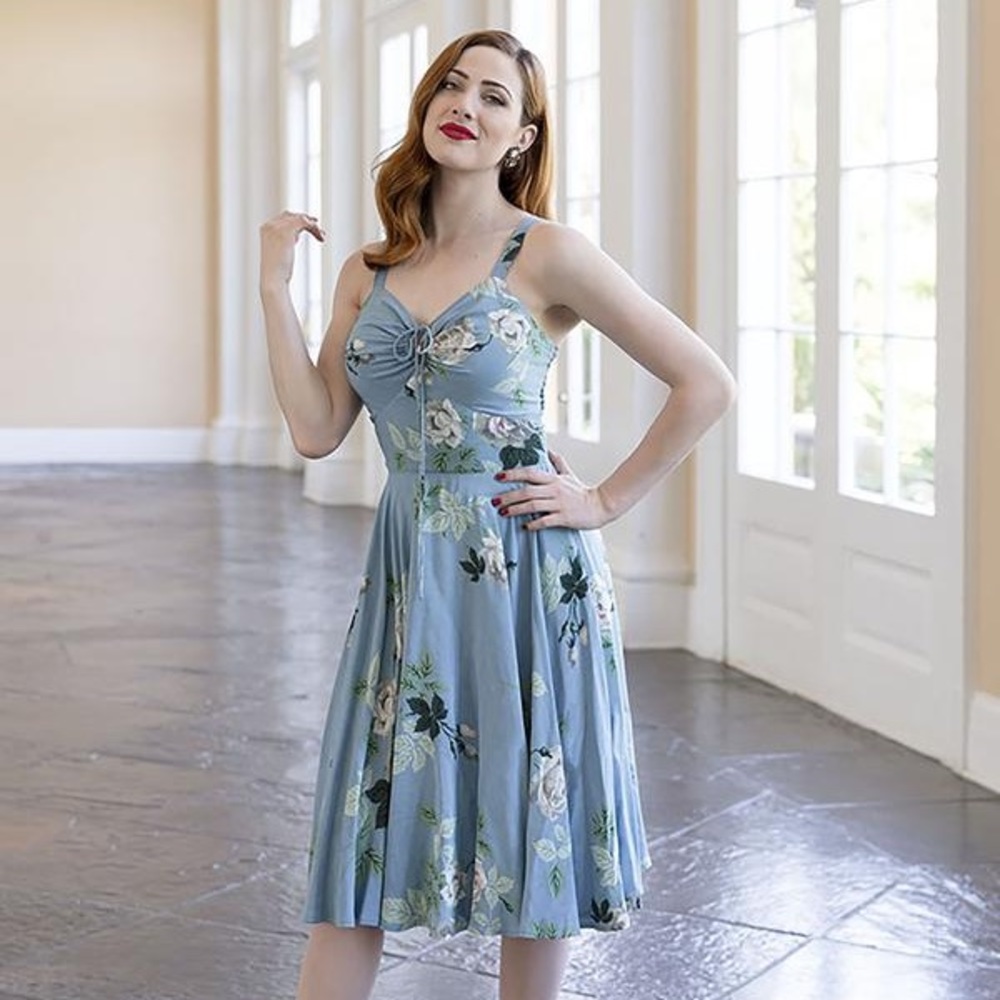 Trashy Diva French Blue Roses L’Amour Size 4